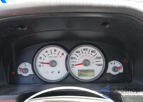 2005 Ford Escape Xlt from USA, damaged, VIN 1FMYU031X5KC50879